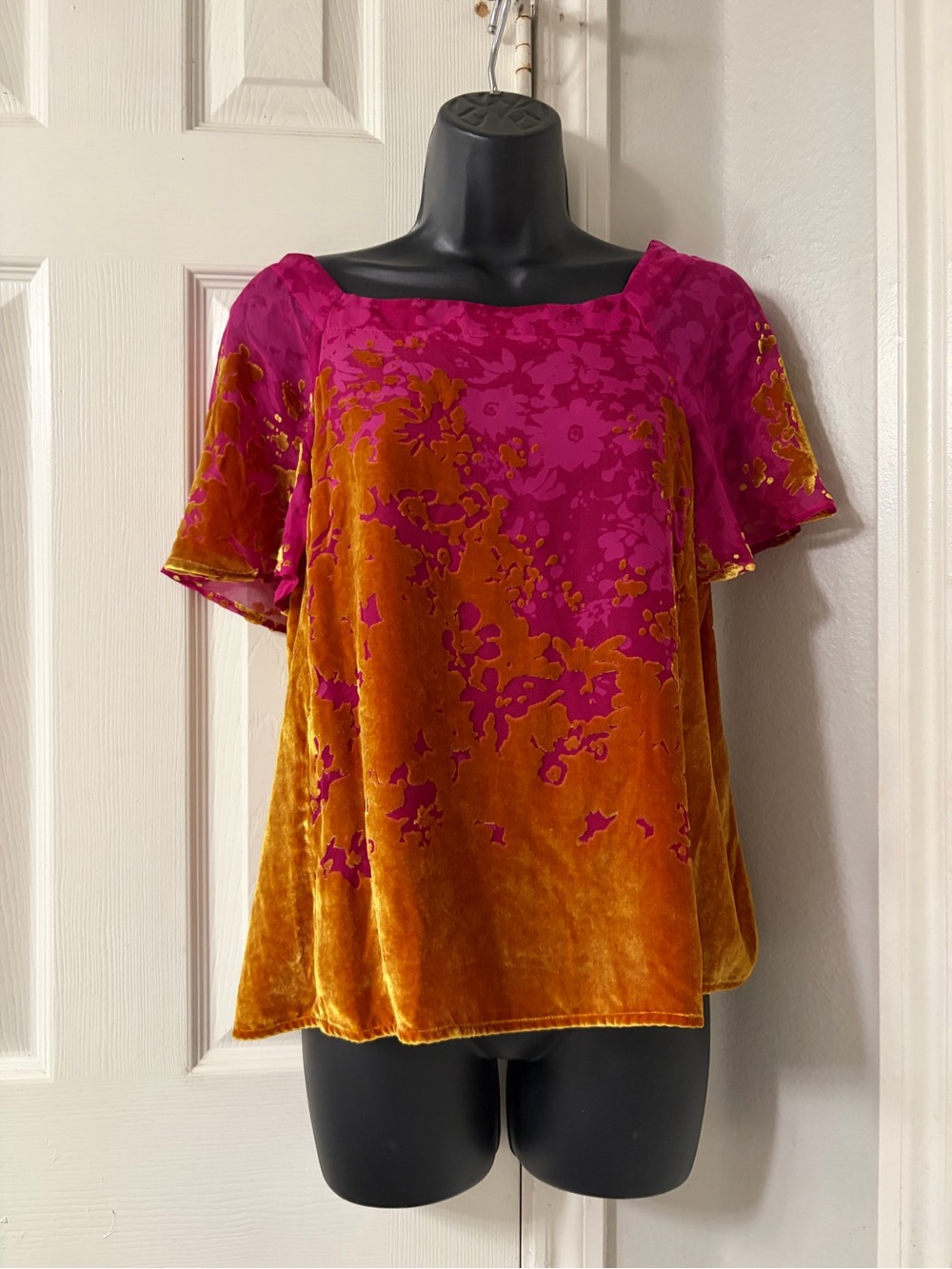 Anthropologie MAEVE Ombré Shimmer Tee Size XS